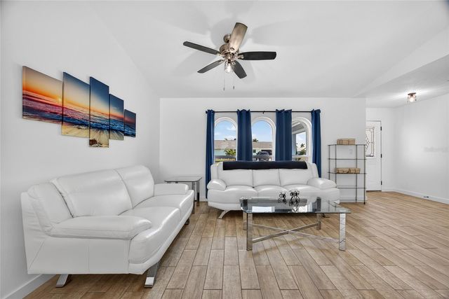 4203 SURFSIDE COURT, Port Charlotte, FL 33948