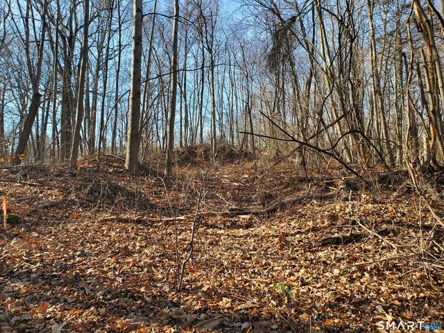 292 Deerfield Drive, Hamden, CT 06518