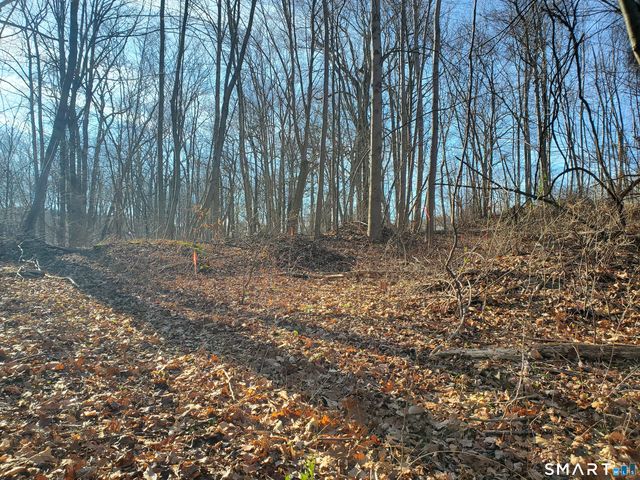 292 Deerfield Drive, Hamden, CT 06518