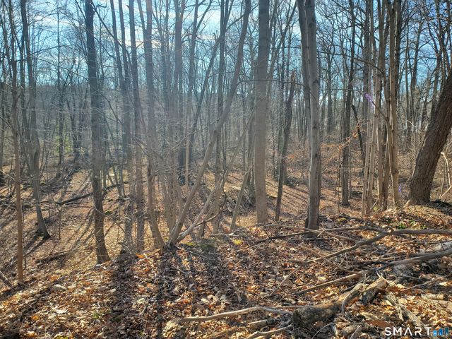 292 Deerfield Drive, Hamden, CT 06518