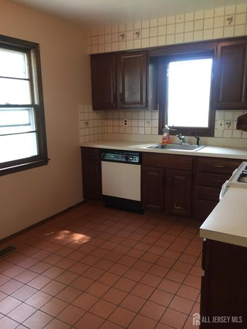 17 Jill Court 19, Edison, NJ 08817
