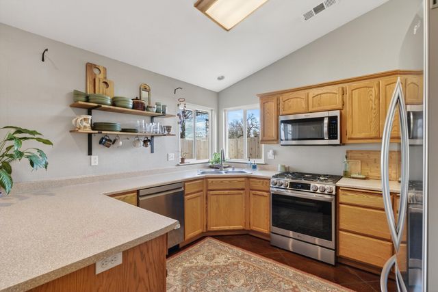 5439 Akrich Street, Shasta Lake, CA 96019