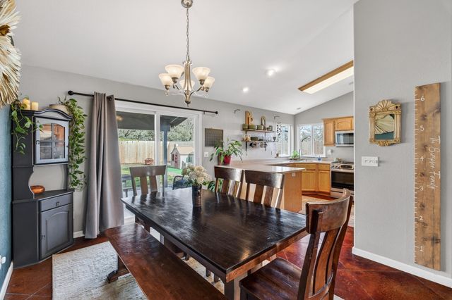 5439 Akrich Street, Shasta Lake, CA 96019