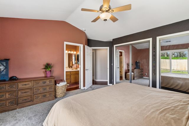 5439 Akrich Street, Shasta Lake, CA 96019