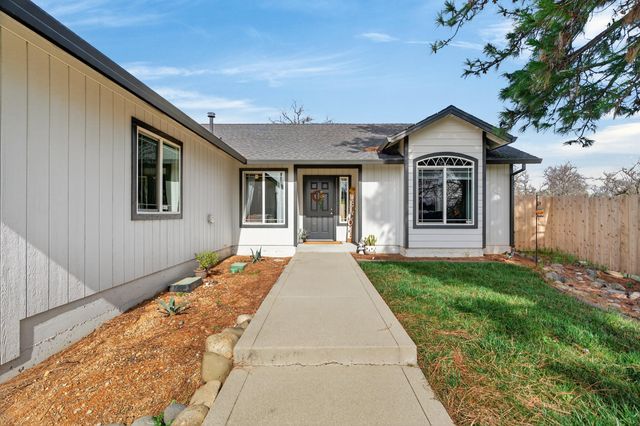 5439 Akrich Street, Shasta Lake, CA 96019
