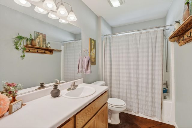 5439 Akrich Street, Shasta Lake, CA 96019