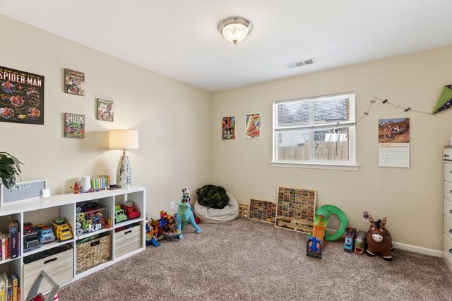 5439 Akrich Street, Shasta Lake, CA 96019