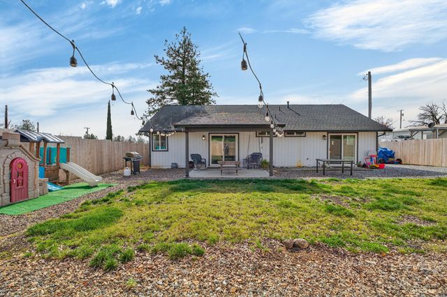 5439 Akrich Street, Shasta Lake, CA 96019