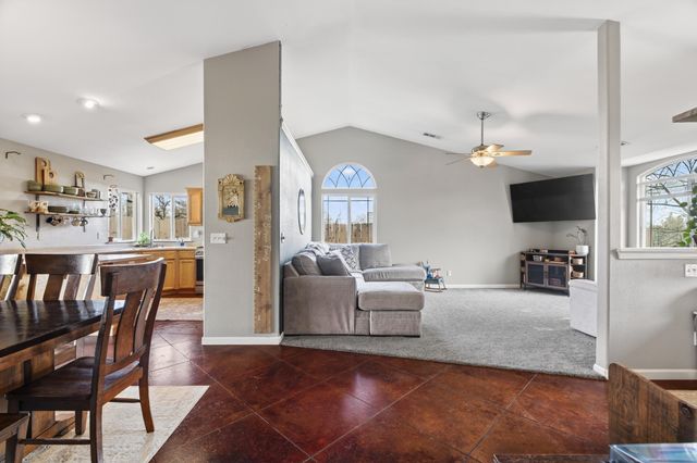 5439 Akrich Street, Shasta Lake, CA 96019