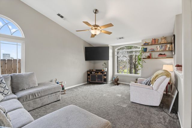 5439 Akrich Street, Shasta Lake, CA 96019