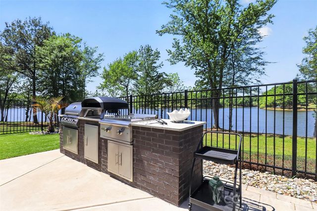 1321 St Regis Court, Monroe, NC 28110