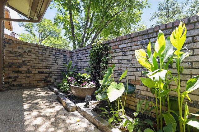 2115 Warnford Place, Arlington, TX 76015