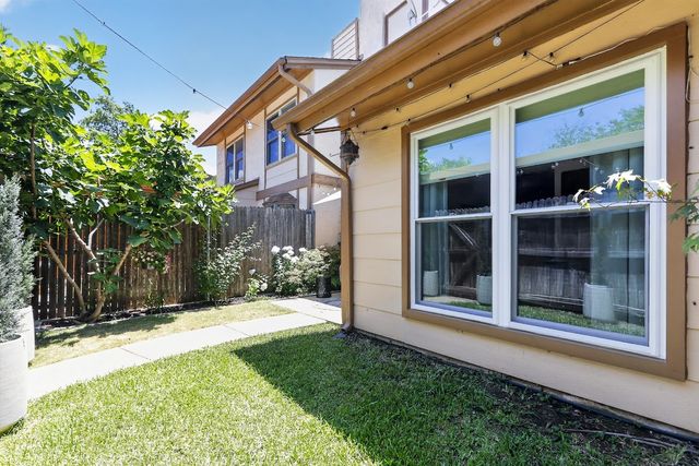 2115 Warnford Place, Arlington, TX 76015