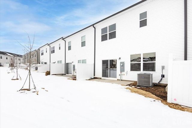 2316 Endeavor Run, Charlotte, NC 28269