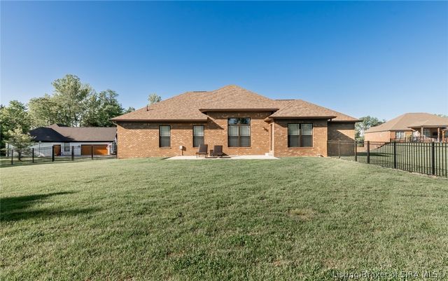 1709 West Bend, Lanesville, IN 47136