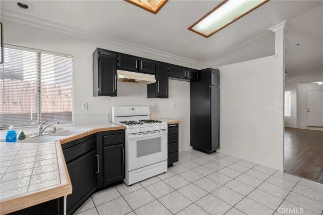 11864 Perlita, Fontana, CA 92337