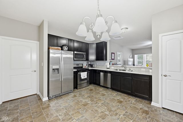 411 Dylan Drive, Avon, IN 46123
