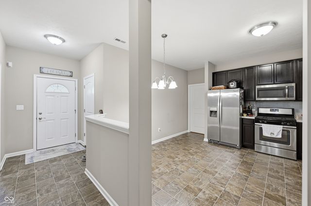 411 Dylan Drive, Avon, IN 46123