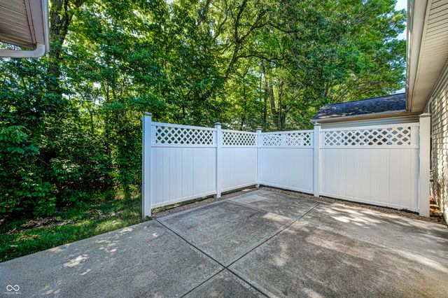 411 Dylan Drive, Avon, IN 46123