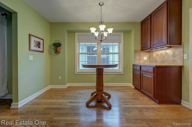 6564 Summit Ridge, Clarkston, MI 48346