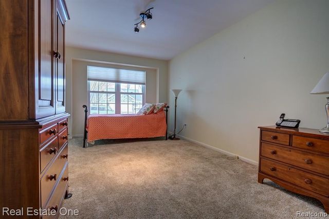 6564 Summit Ridge, Clarkston, MI 48346