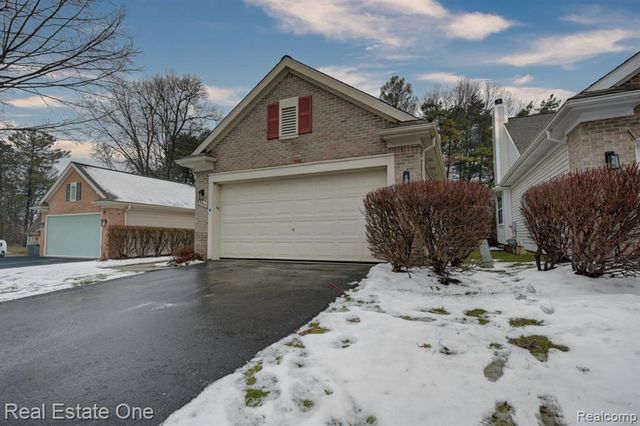 6564 Summit Ridge, Clarkston, MI 48346