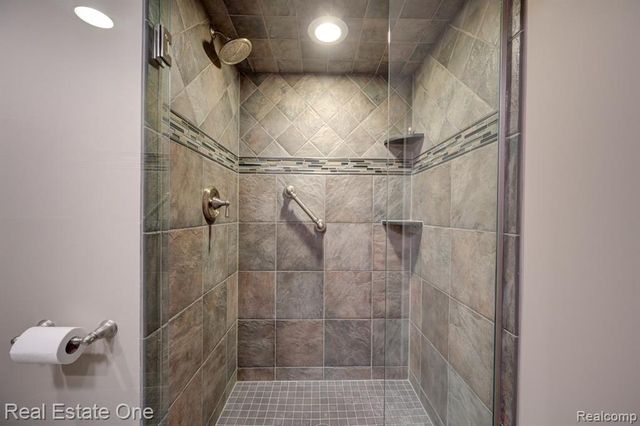 6564 Summit Ridge, Clarkston, MI 48346