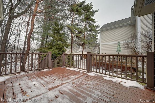 6564 Summit Ridge, Clarkston, MI 48346
