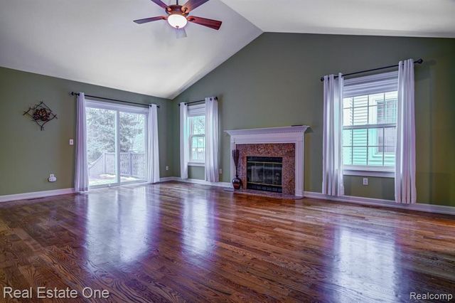 6564 Summit Ridge, Clarkston, MI 48346