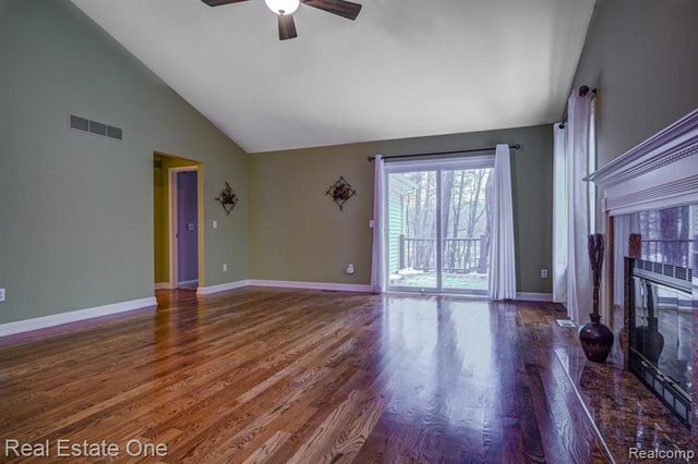 6564 Summit Ridge, Clarkston, MI 48346