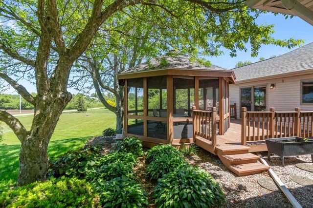 N2678 GLOCKENSPIEL LANE, Appleton, WI 54913
