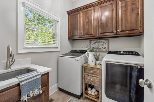 1808 Mosaic Trl, Murfreesboro, TN 37130
