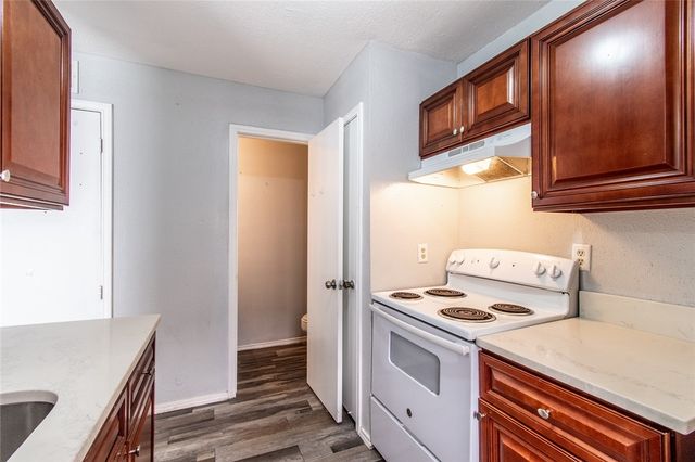 6702 Everhart U-103, Corpus Christi, TX 78413