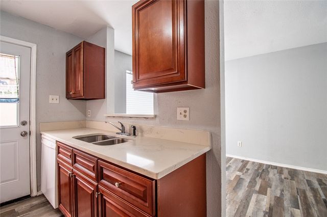6702 Everhart U-103, Corpus Christi, TX 78413