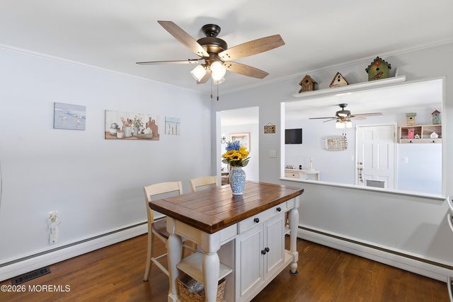 19 Harpoon Street, Beachwood, NJ 08722