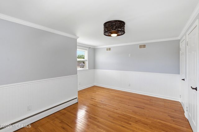 19 Harpoon Street, Beachwood, NJ 08722