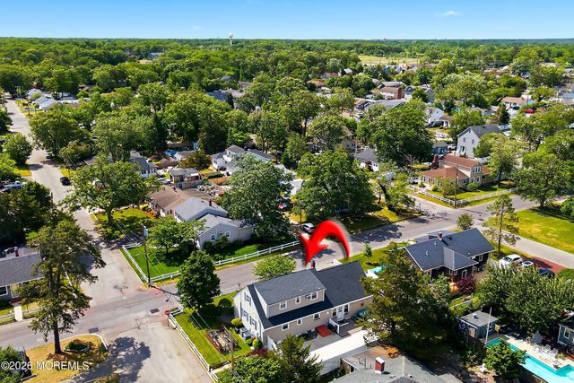 19 Harpoon Street, Beachwood, NJ 08722