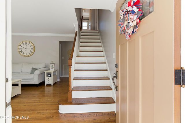 19 Harpoon Street, Beachwood, NJ 08722