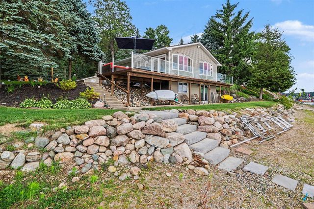 11197 Oak Drive, Delton, MI 49046
