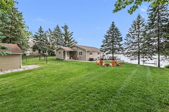 11197 Oak Drive, Delton, MI 49046