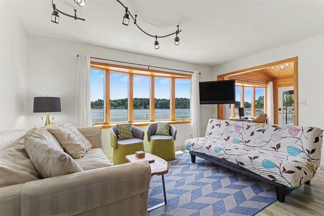 11197 Oak Drive, Delton, MI 49046