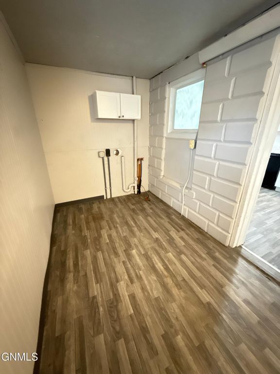 202 8th Avenue SE, Jamestown, ND 58401 photo 13