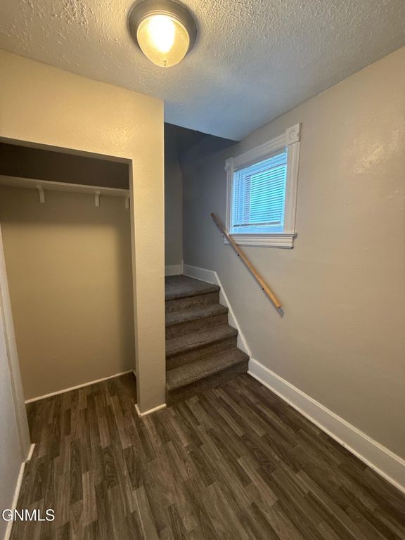 202 8th Avenue SE, Jamestown, ND 58401 photo 27