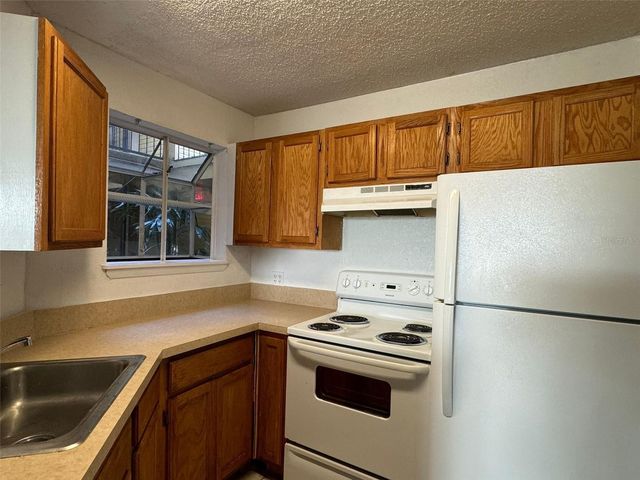 1908 LAKE ATRIUMS CIRCLE 14, Orlando, FL 32839