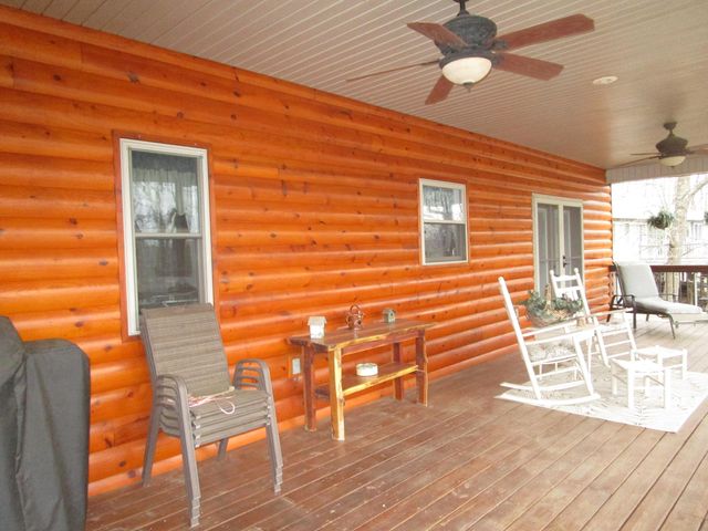 26424 Farm Road 1253, Golden, MO 65658