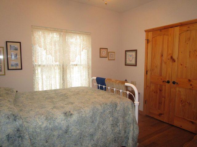 26424 Farm Road 1253, Golden, MO 65658