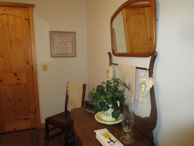 26424 Farm Road 1253, Golden, MO 65658