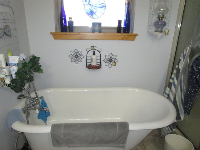 26424 Farm Road 1253, Golden, MO 65658