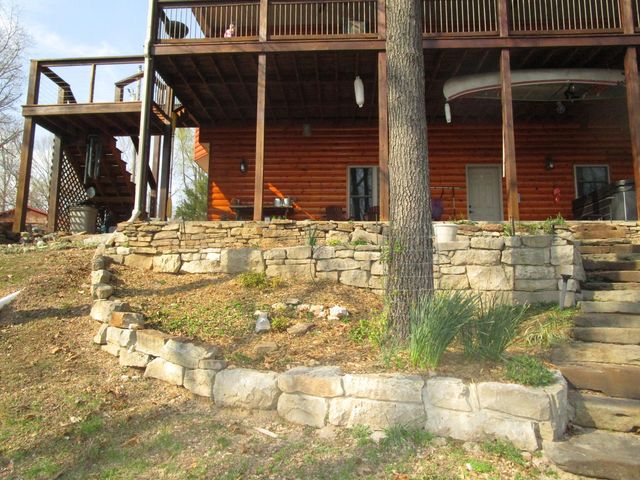 26424 Farm Road 1253, Golden, MO 65658