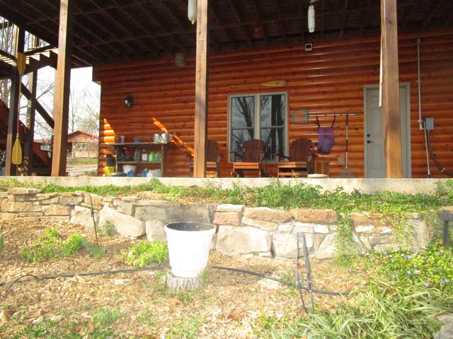 26424 Farm Road 1253, Golden, MO 65658